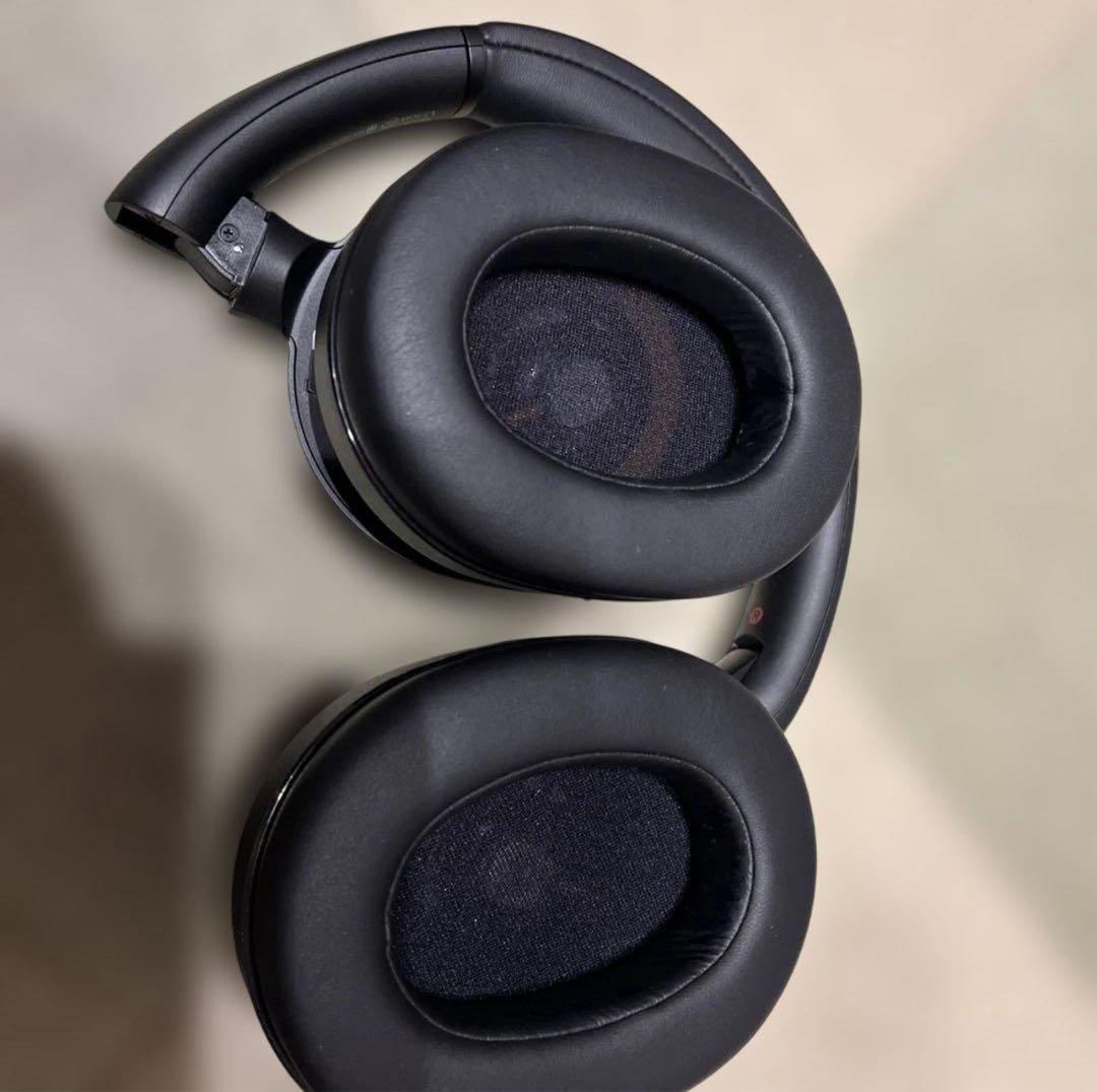 ヘッドホン ULT WEAR