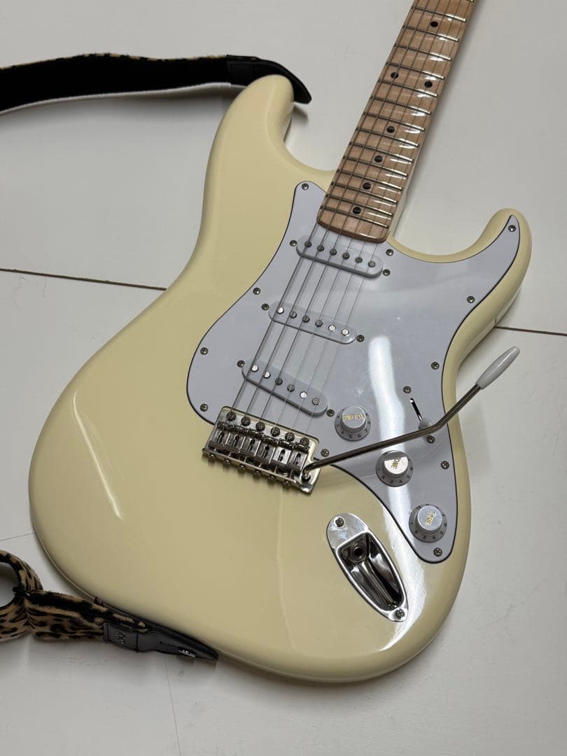 GRASSROOTS G-ST-SC/M　エレキギター