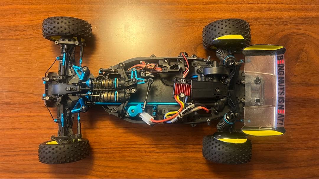 タミヤ　スーパーアバンテ(TD4シャーシ)