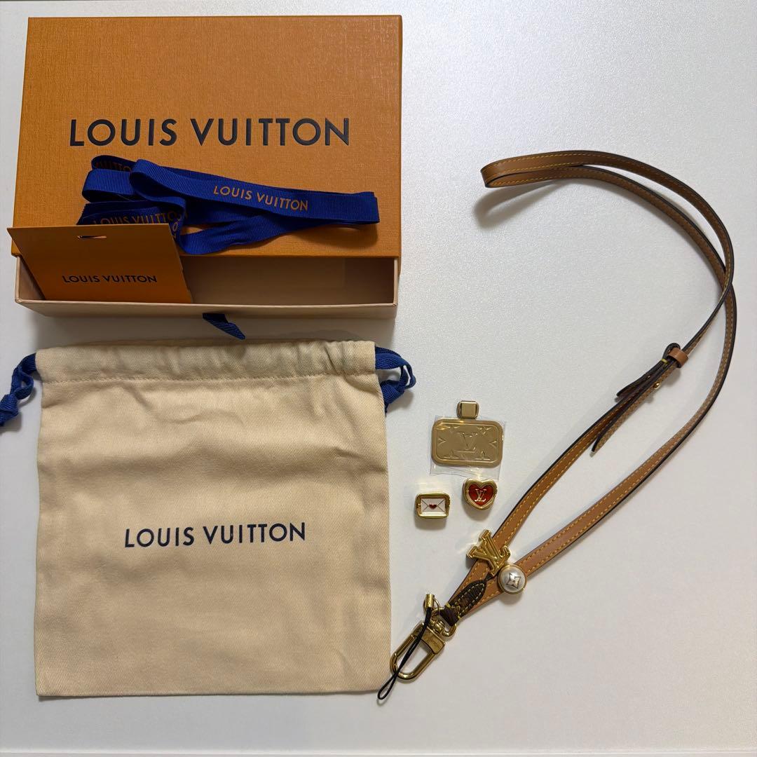 K*x様 ルイ・ヴィトン フォンホルダー　ストラップ　LOUIS VUITTON
