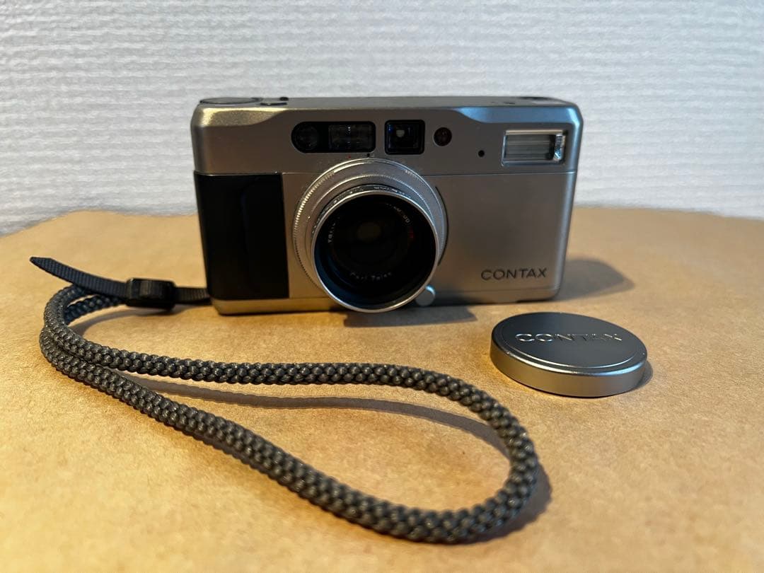 CONTAX TVS 中古 純正レンズキャップ、フード、プロテクター付き　箱なし