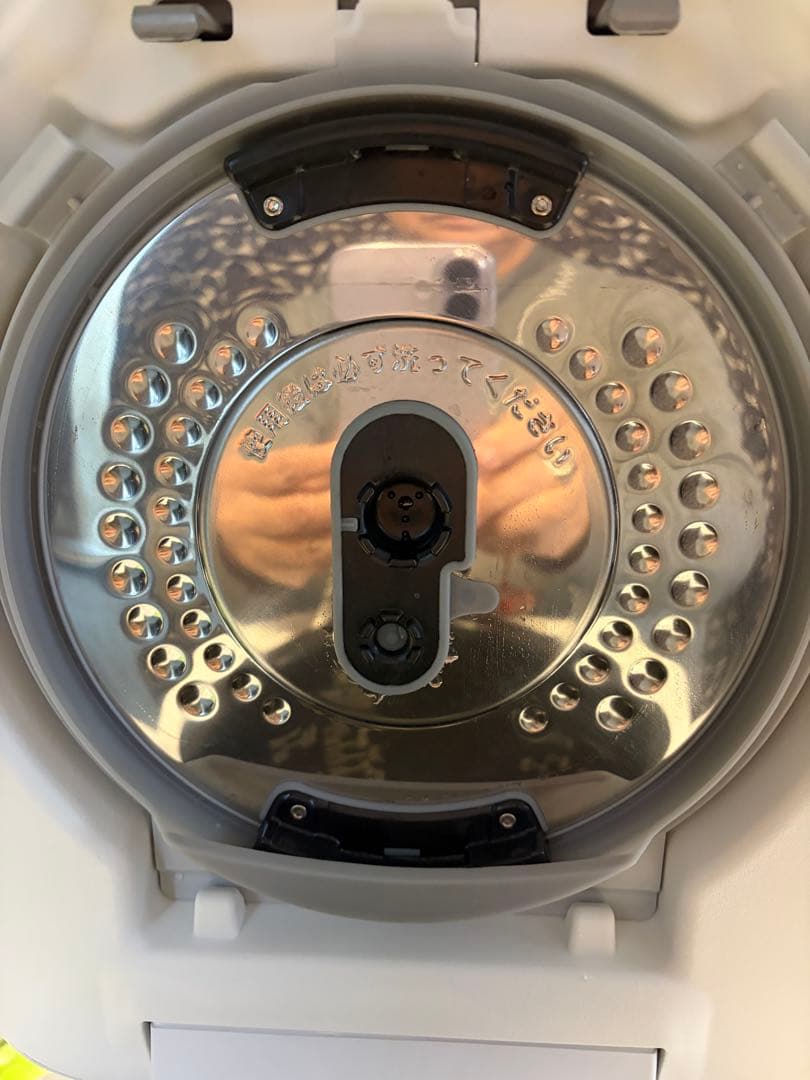 HITACHI RZ-V100CM 炊飯器　5合炊き