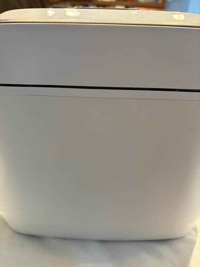 HITACHI RZ-V100CM 炊飯器　5合炊き