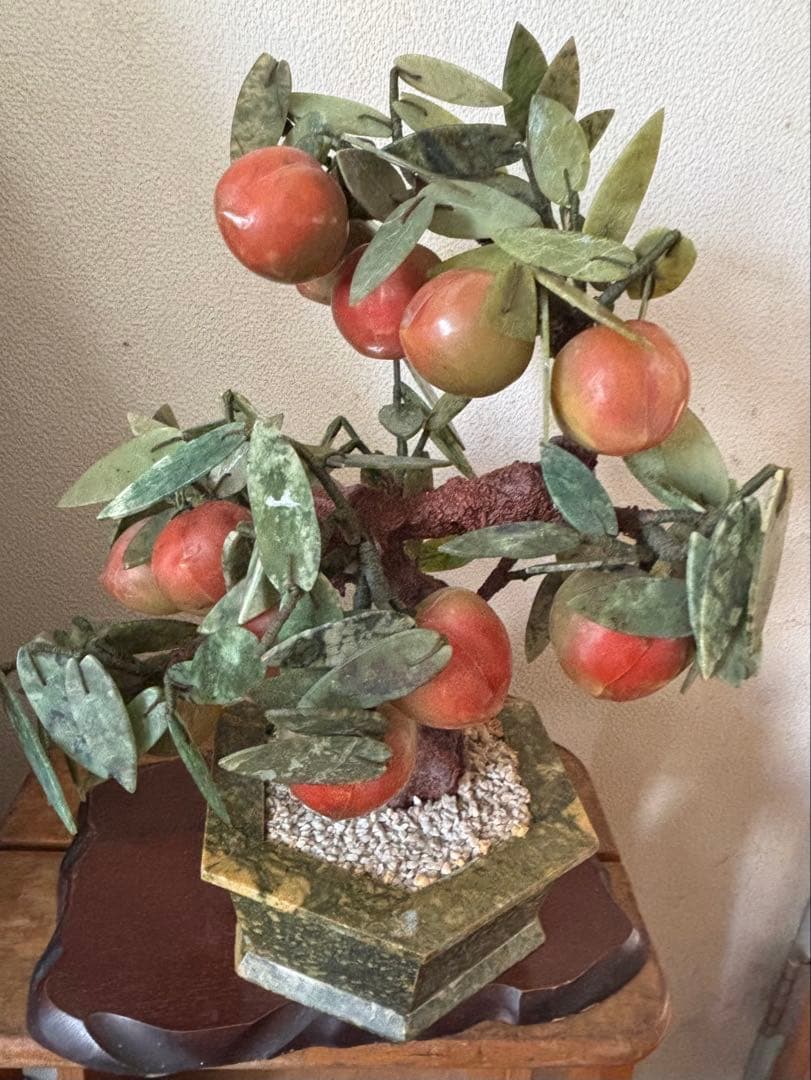 ☆大特価！☆天然石の果物の木の置物