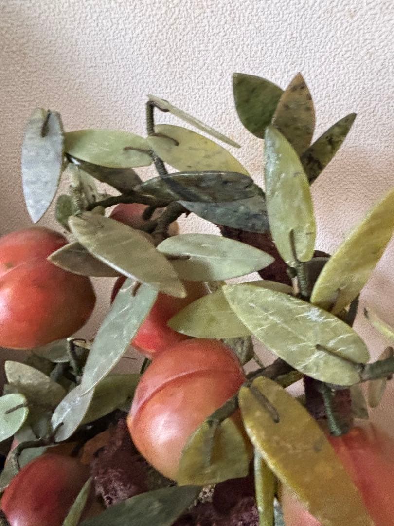 ☆大特価！☆天然石の果物の木の置物