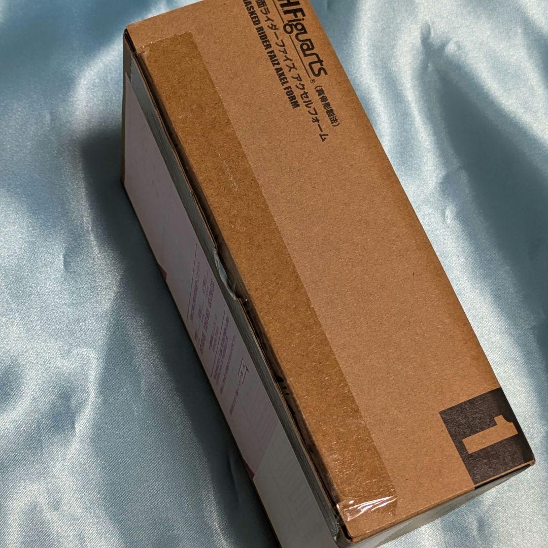 L*K様 S.H.Figuarts(真骨彫製法) 仮面ライダーファイズ アクセル