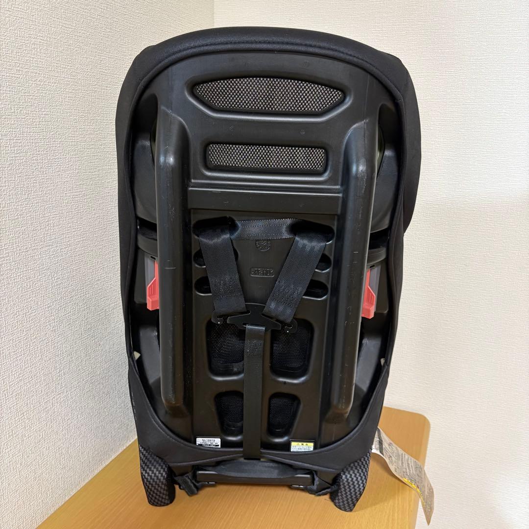 コンビ ジョイトリップ エアスルー GG EN ブラック ジュニアシート