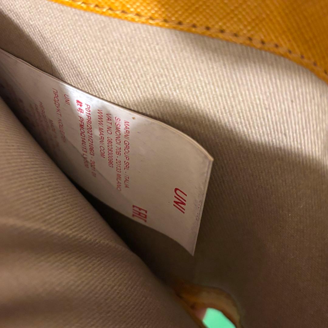 marni サフィアーノレザー製 二つ折りウォレット ブラック イエロー