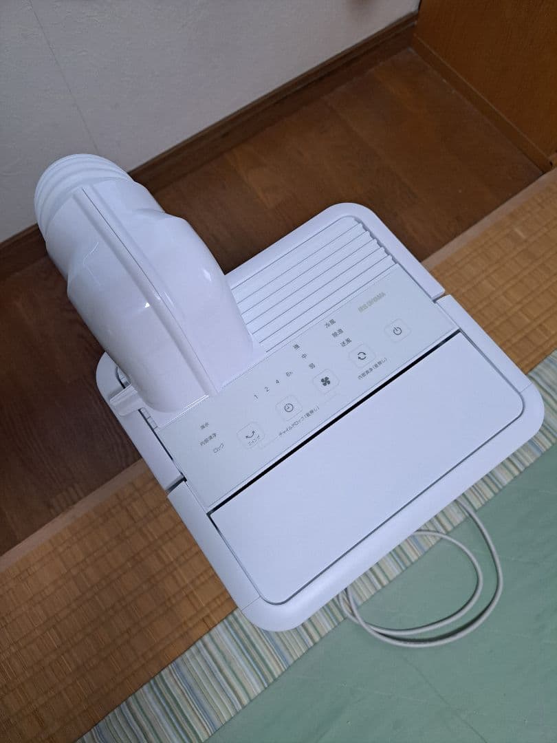 コンパクトクーラー IRIS OHYAMA ICA-0302G 2025年製