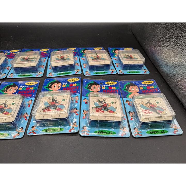 J50 サンリオ SANRIO 目覚まし時計 鉄腕アトム レトロ 電池式希少品