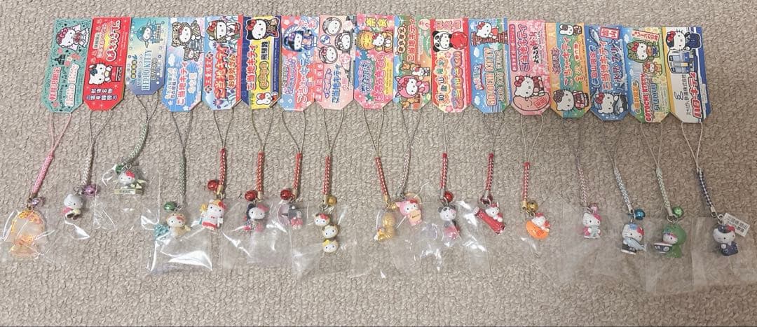 ご当地キティ 根付 ストラップ 中部 東海 近畿 関西 北陸 17個セット