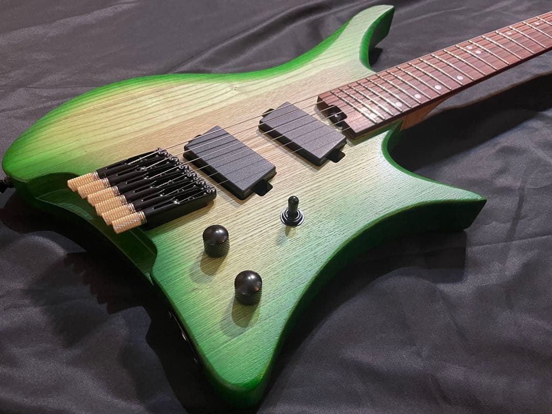 K*K様 ノーブランド ヘッドレスギター ★ グリーンサンバースト