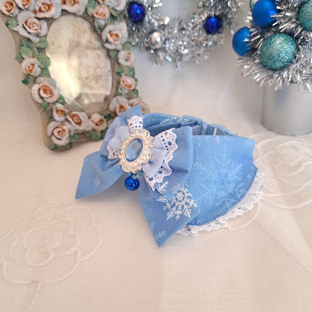 クリスマス限定スノーフレーク柄(ブルー&シルバー)わんちゃん猫ちゃん用襟付き首輪