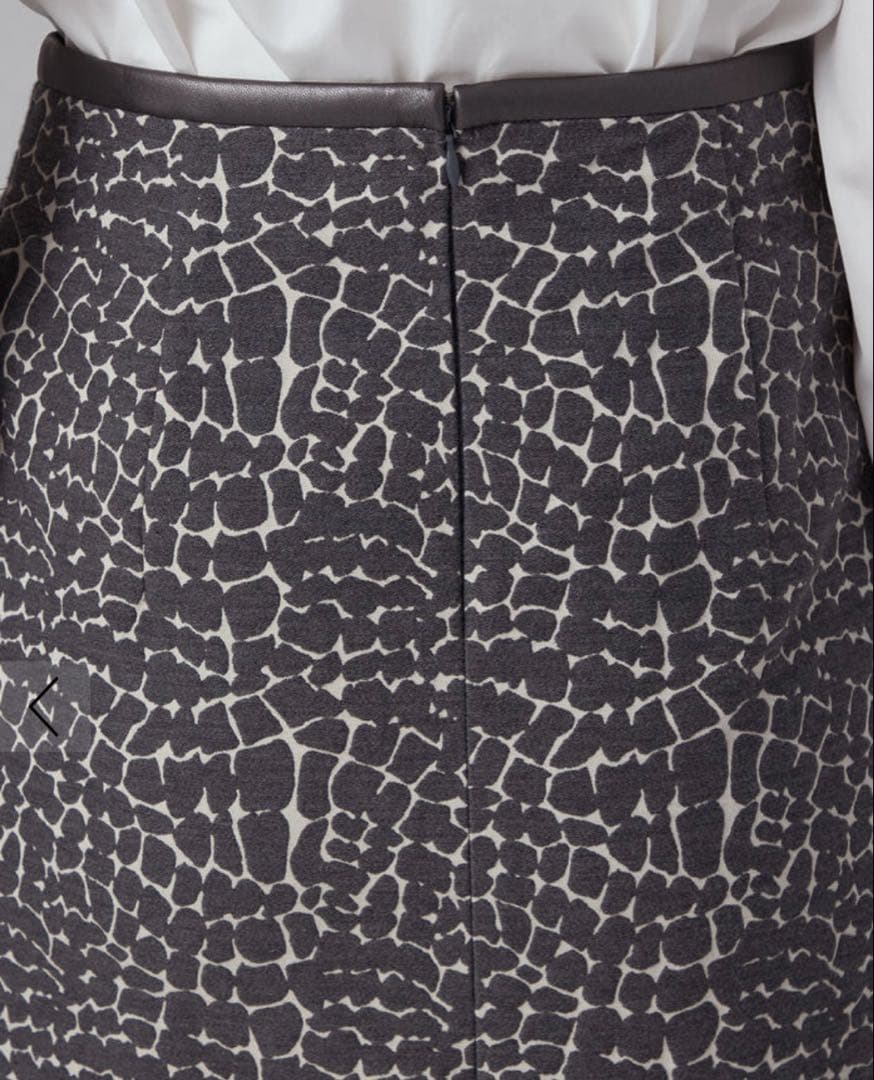 TOMORROWLAND collectionアニマルストレッチタイトスカート