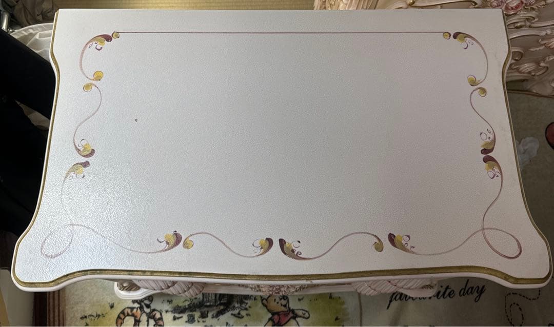 ロココ調　3段チェスト　山崎ページ