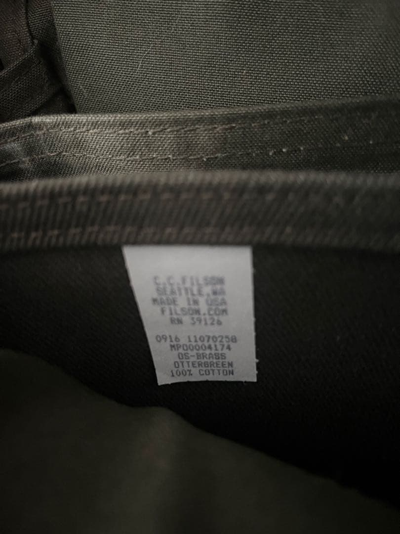 FILSON ラギッドツイル　パデッドコンピューターバッグ ビジネスバッグ