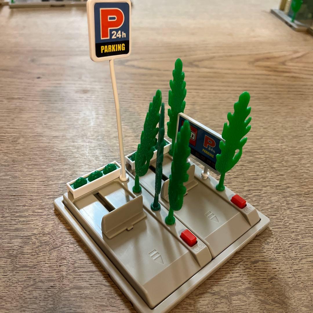 トミカタウン　ガソリンスタンドJOMO トミカ建設カーサービス駐車場　レア絶版