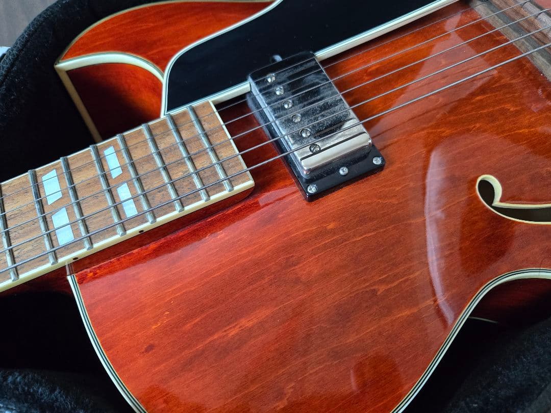 【中古】Eastman AR-175CE Antique Red