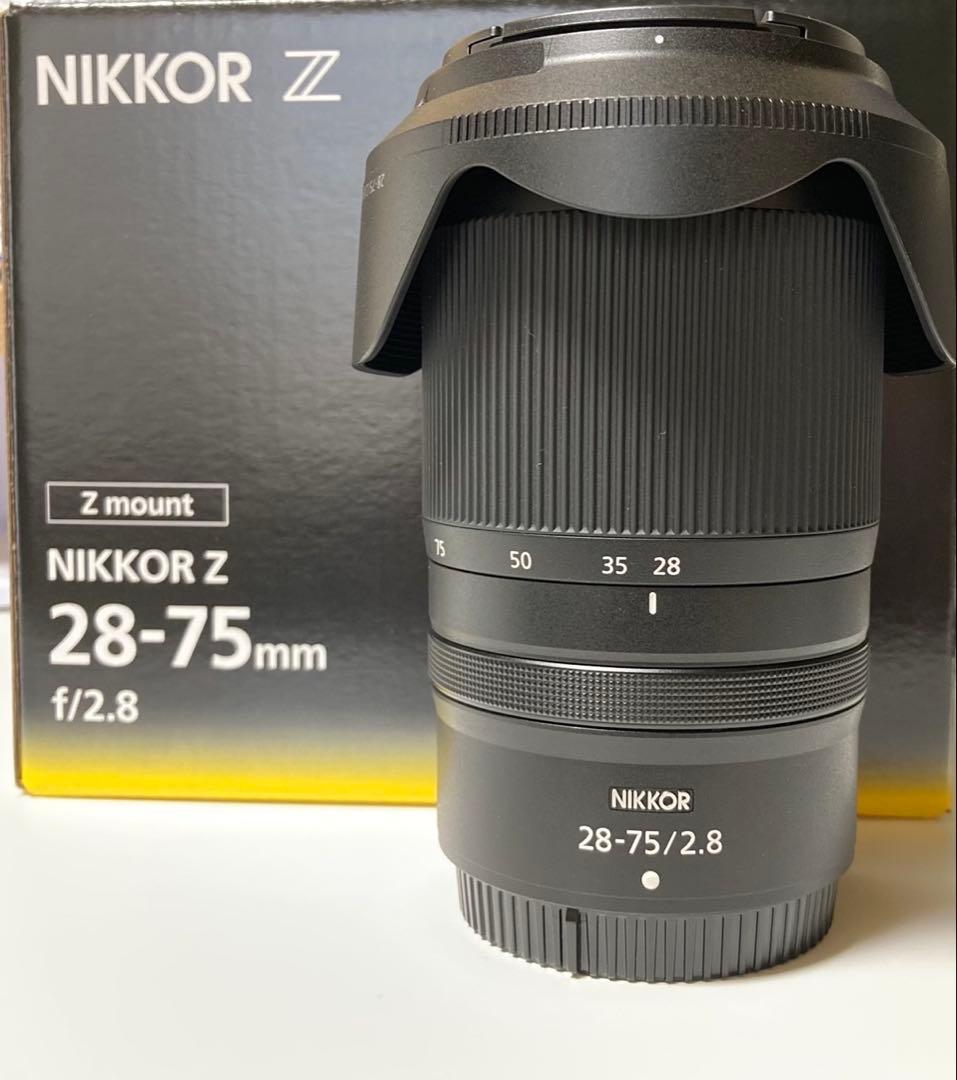 NIKKOR 28-75mm f/2.8 レンズ