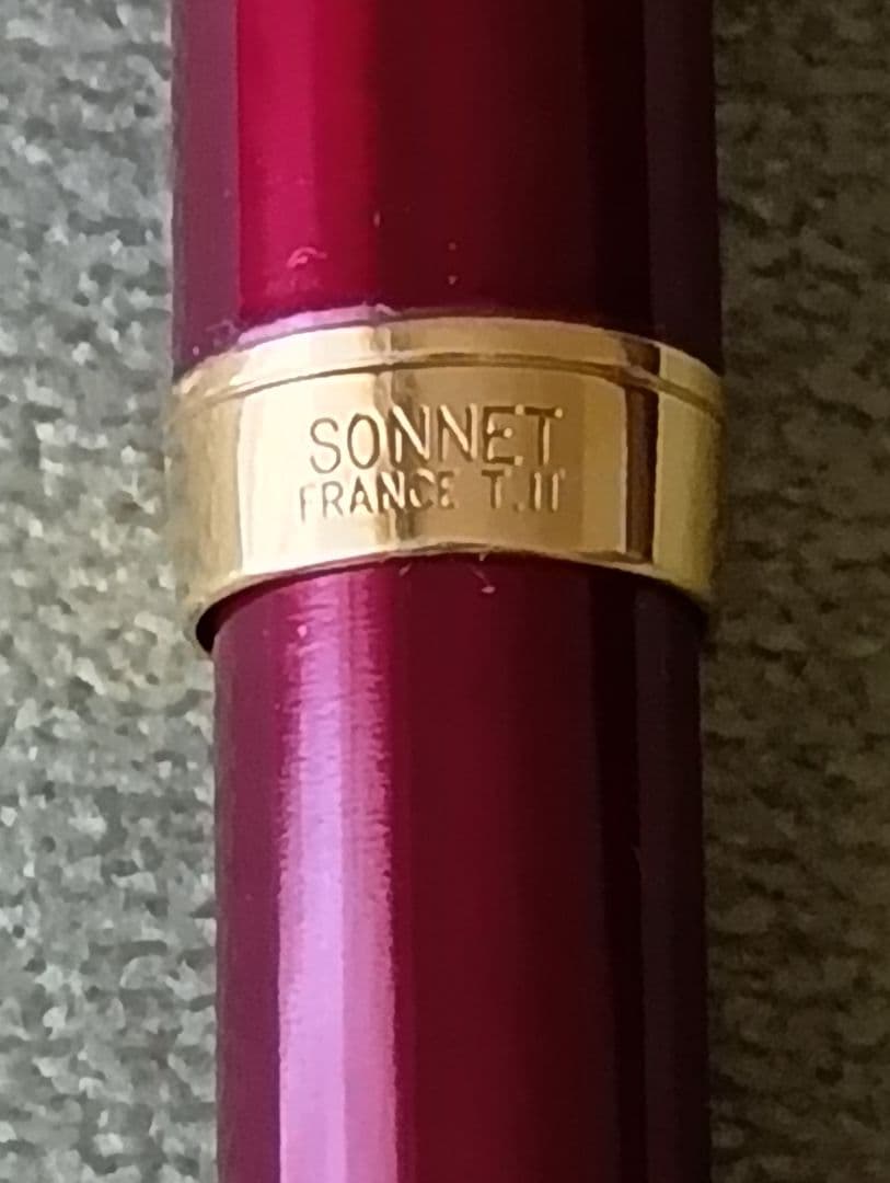 パーカー　SONNET　フランス　レッド 万年筆 ペン先18k
