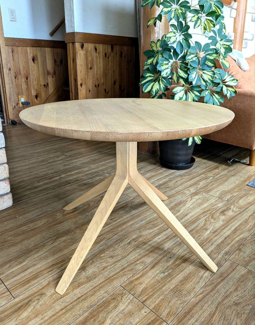 美品　カリモク　ニュースタンダード　スカウトビストロテーブル