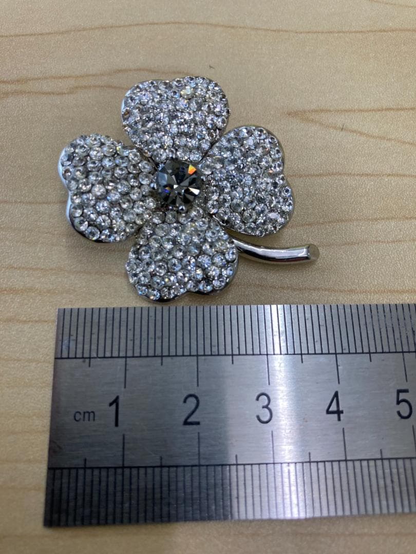 【美品】FOXEY フォクシー ブローチ コサージュ 花 ラインストーン 希少