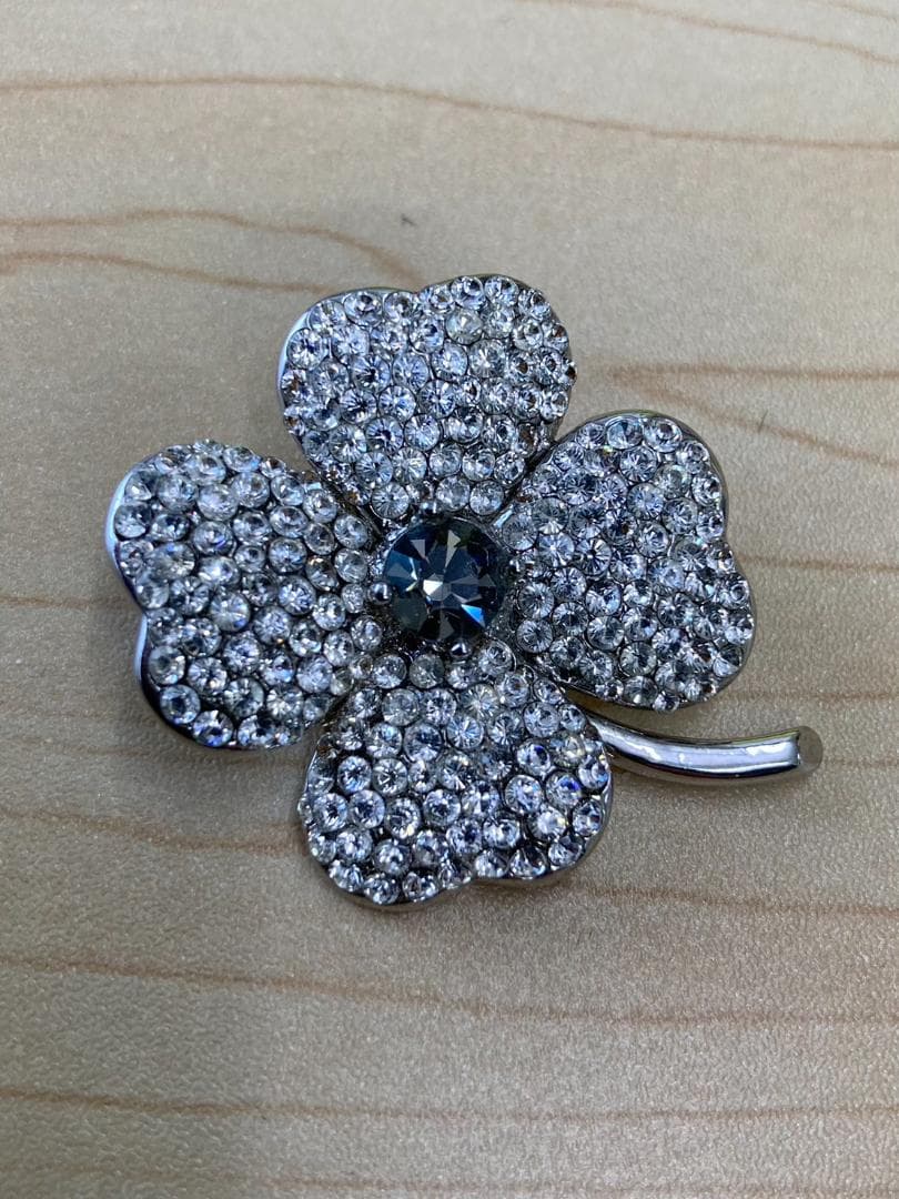 【美品】FOXEY フォクシー ブローチ コサージュ 花 ラインストーン 希少