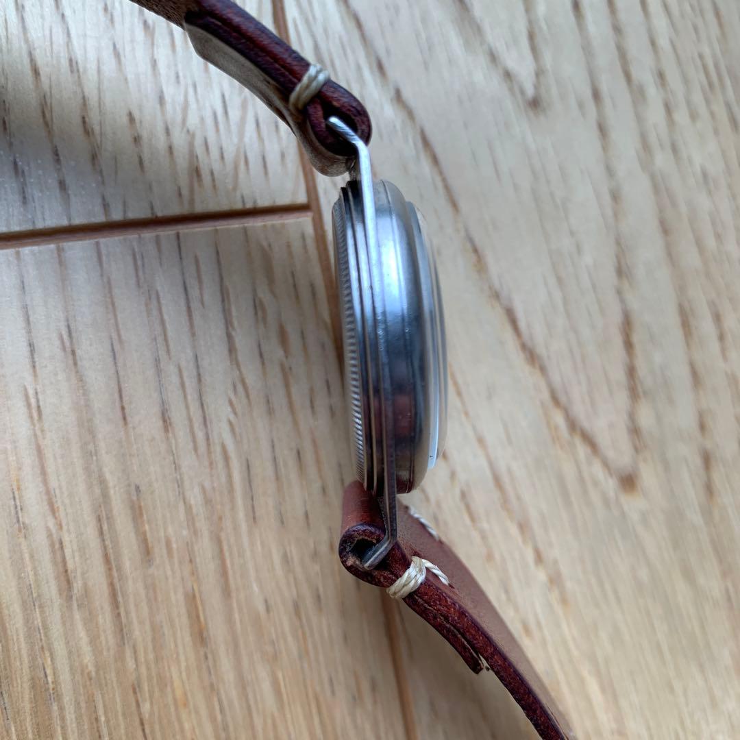 moto 腕時計　革ベルト　レザー　稼働品