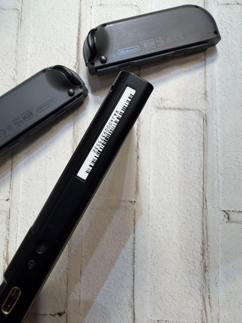 Sたろ3ヶ月使用】Nintendo Switch 本体 グレー