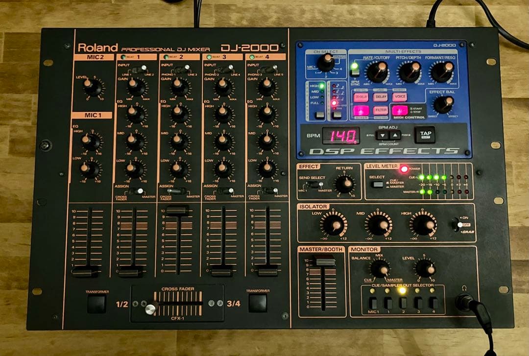 ジャンク Roland DJ-2000 4ch DJミキサー 通電確認済み