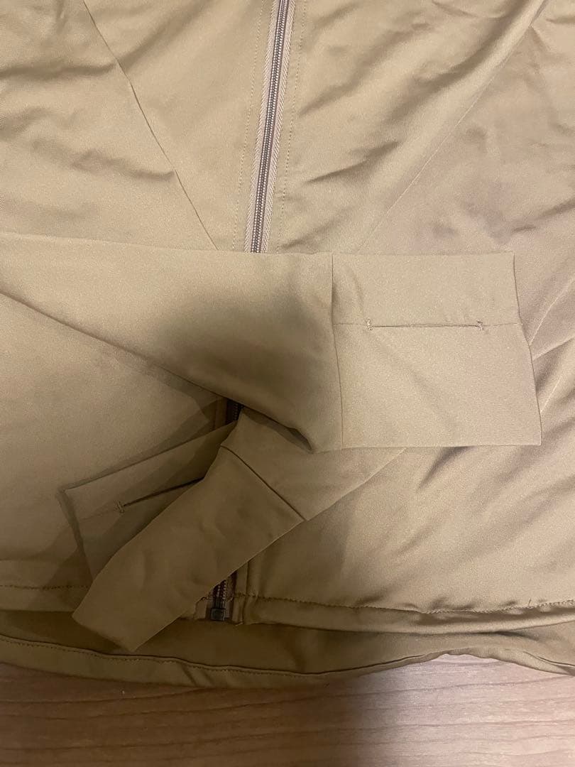 FORME フォルム　ラッシュガード　パーカー　ブラウン　美品