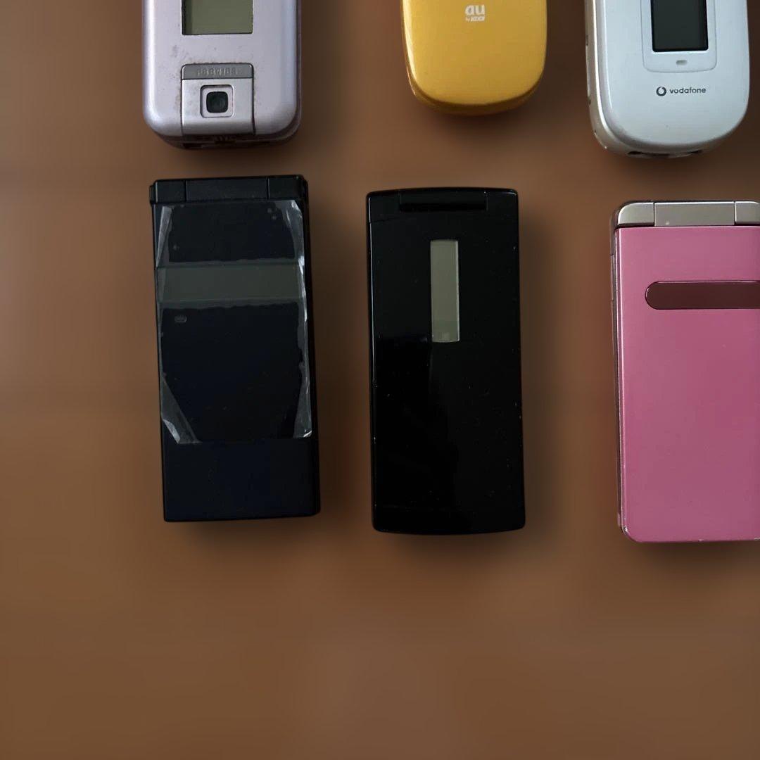 ぽ*け様 携帯電話 ガラケー 16台セット ジャンク