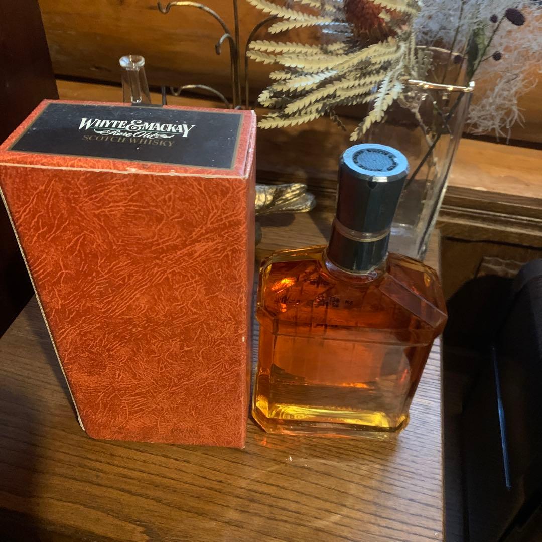 ホワイト & マッカイ 18年 スコッチウイスキー