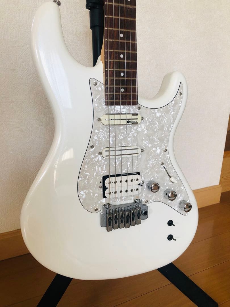 FERNANDES エレキギター ホワイト