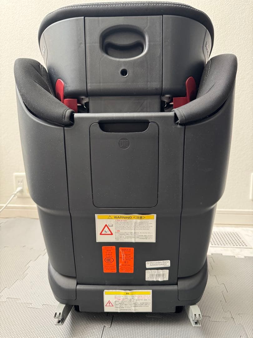 【正規品】メルセデスベンツ ジュニアシー ト KIDFIX XP①