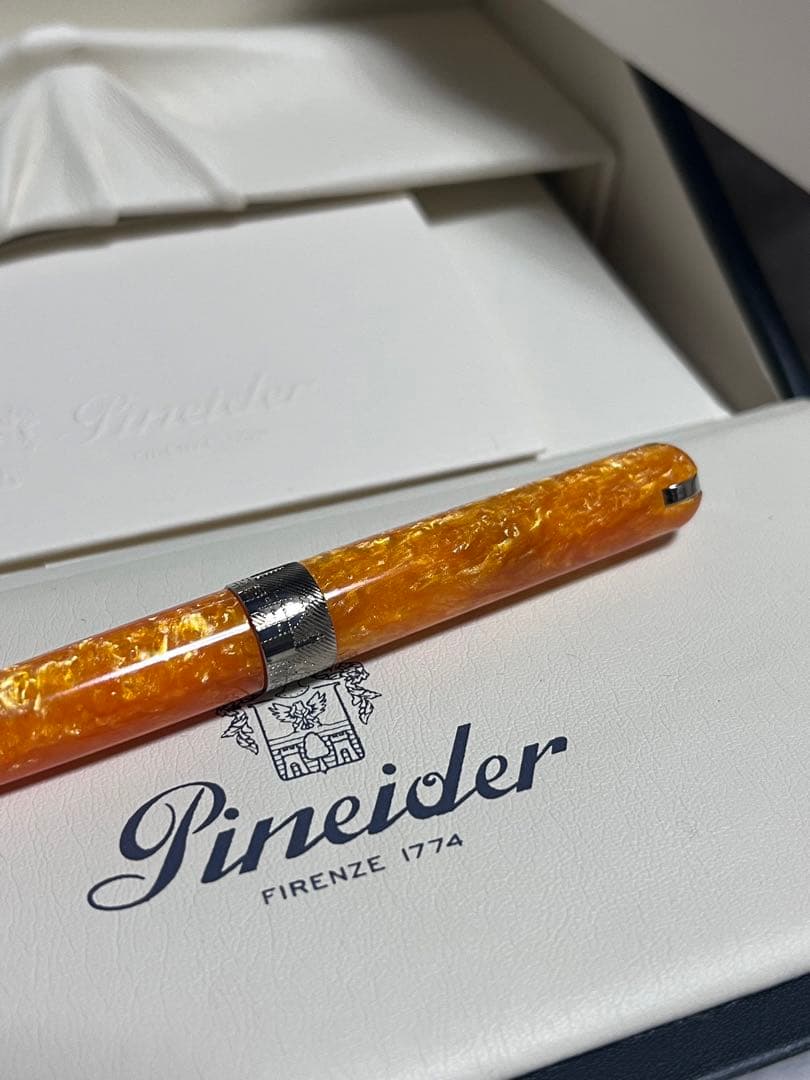 ☆廃番 新品未使用 ピナイダー ボールペン アバター サンフランイエロー☆