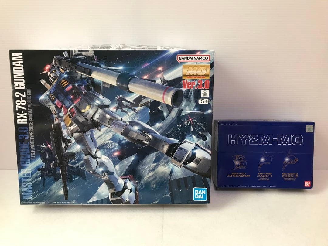 MG 1/100 ガンダム Ver.3.0 ➕　MG 発光ヘッド