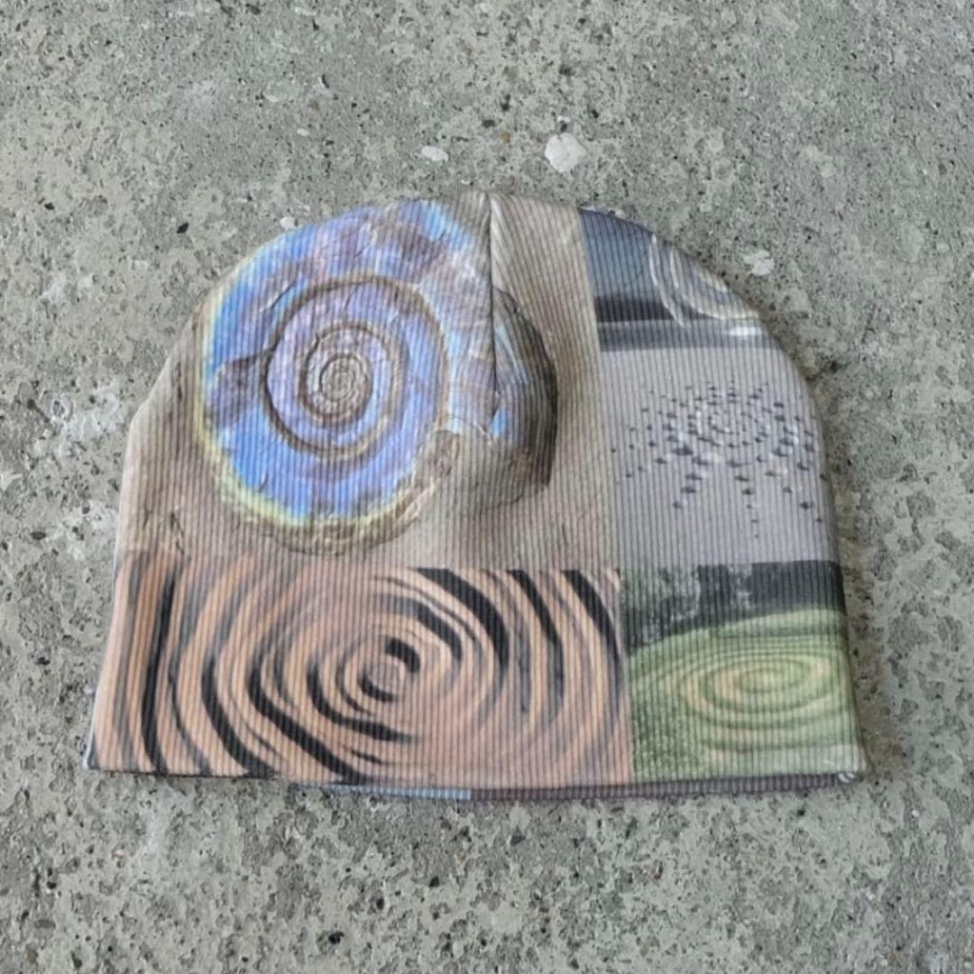 shury Labyrins picture beanie ビーニー ニット帽