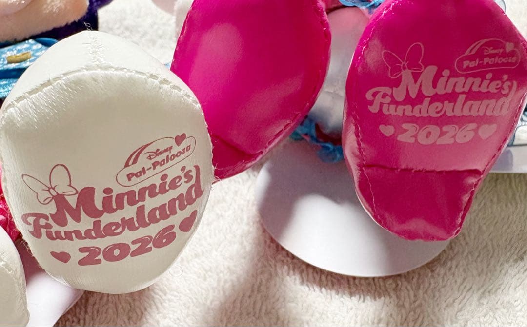 ミッキー　ミニー　パルパルーザ　ミニーのファンダーランド　ぬいぐるみバッチ