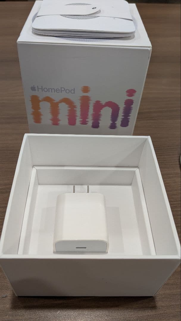 ＊Apple Pod mini/ホワイト