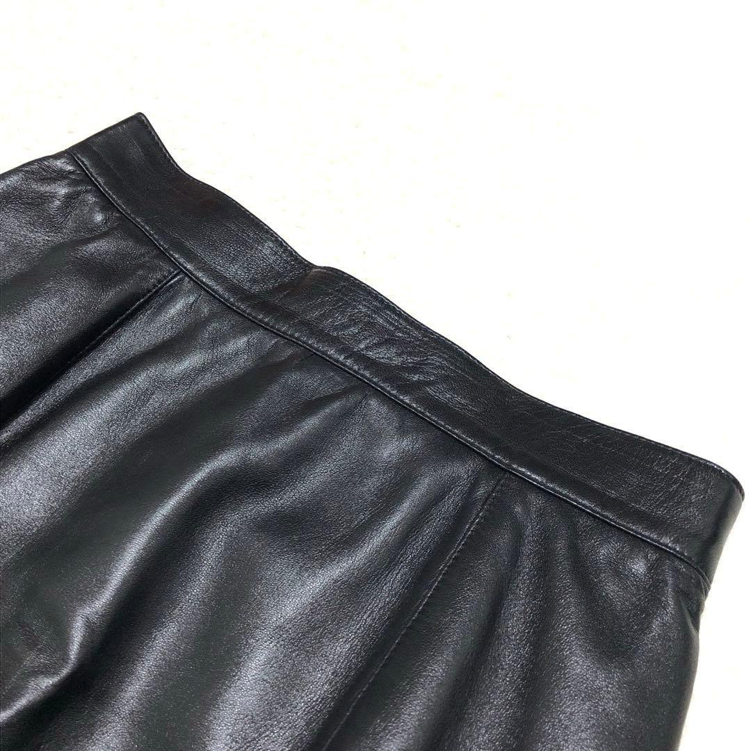 極美品　ロエベ　ひざ丈スカート　アナグラム　タイト　とろとろラムレザー 黒