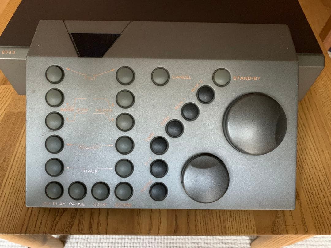 QUAD66プリアンプ＋606Ⅱパワーアンプ＋リモコンセット 完動品