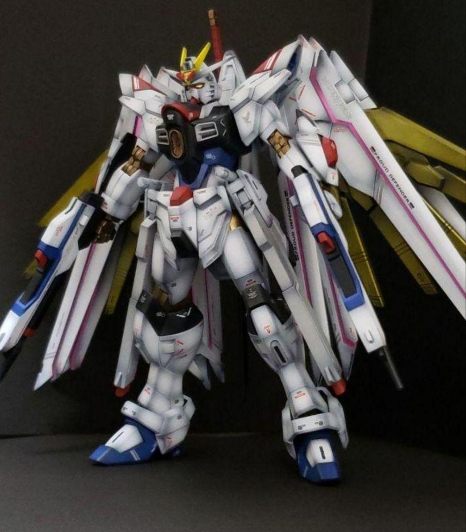 ミーティア、マイティーフリーダム、インフィニットジャスティス弐式、デスティニー2