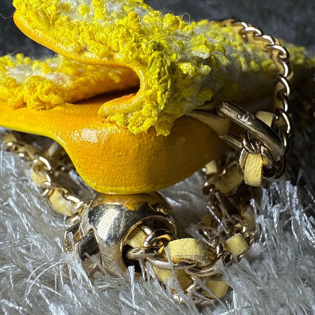 CHANEL イエロー ツイード iPhone12ケース