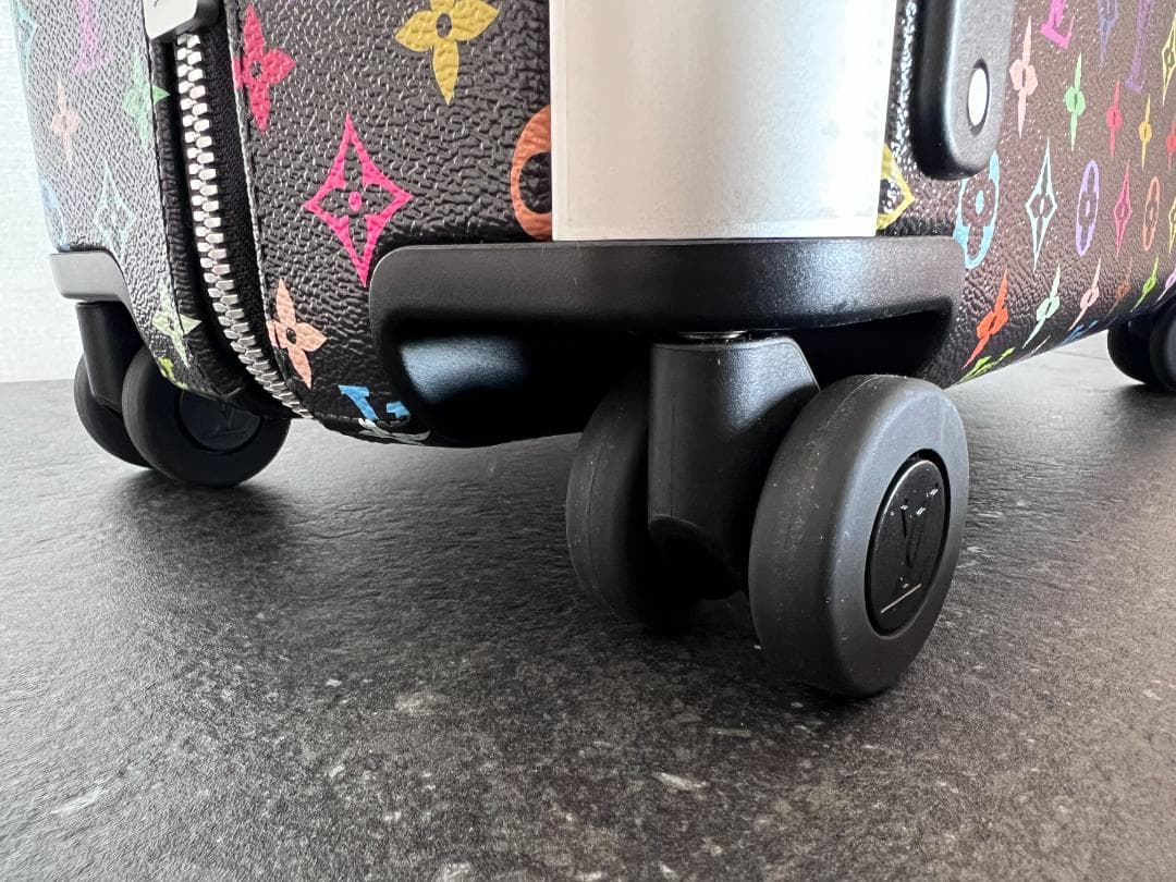 【新品・定価以下】ルイヴィトンTMスーツケース ホライゾン　マルチカラーブラック