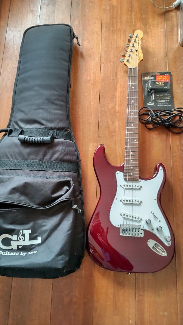 G&L エレキギター バーガンディ 6弦 ギグバッグ付き