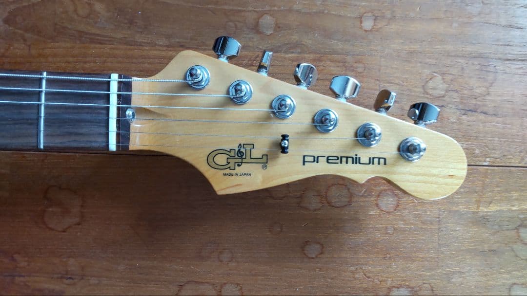 G&L エレキギター バーガンディ 6弦 ギグバッグ付き