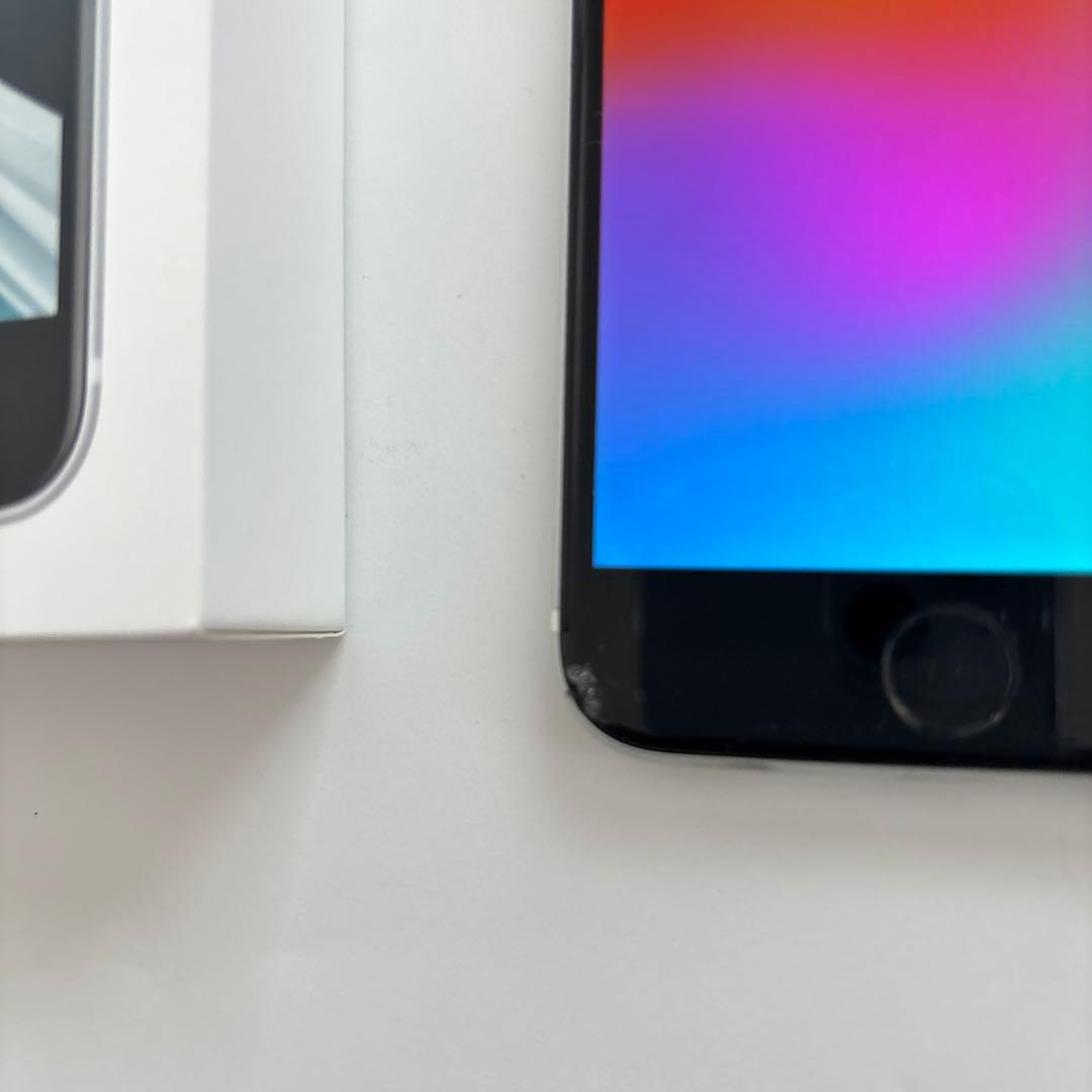 Apple iPhone SE (第2世代) ホワイト 箱付き