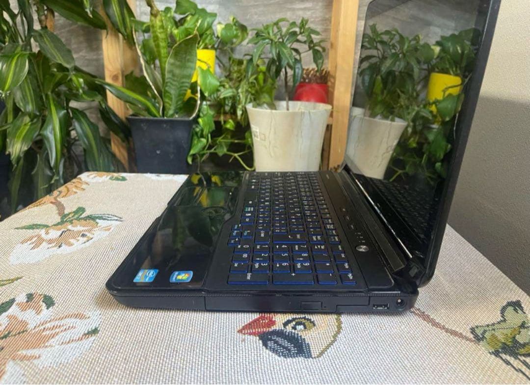 富士通 LIFEBOOK AH77/HNi7&Windows11ノートPC