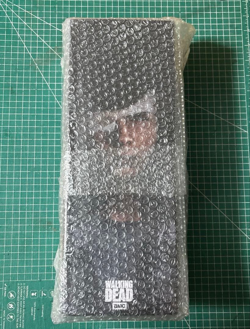 スリー・ゼロ ウォーキング・デッド カール・グライム 1/6 可動フィギュア